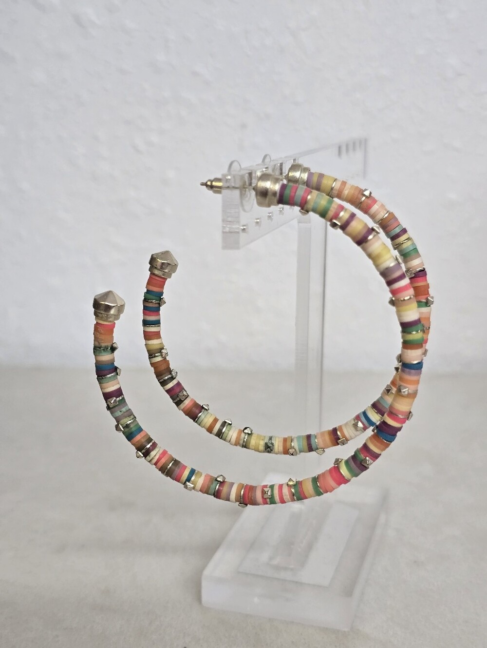 Kendra Scott Reece Large Hoop Earrings Multicolor Rainbow Heishi Beaded